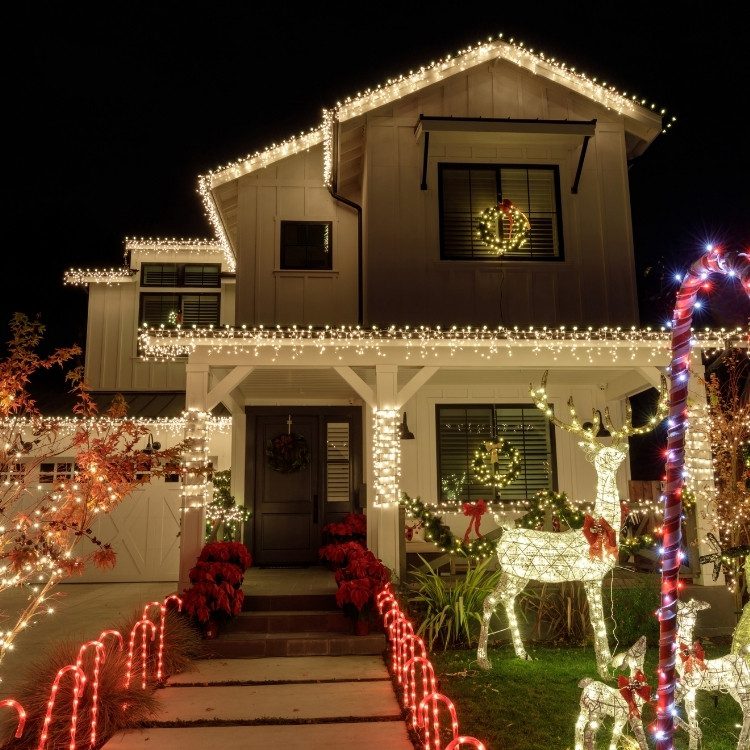 Christmas lighting services in Little Elm, TX Christmas lighting services in Little Elm, TX