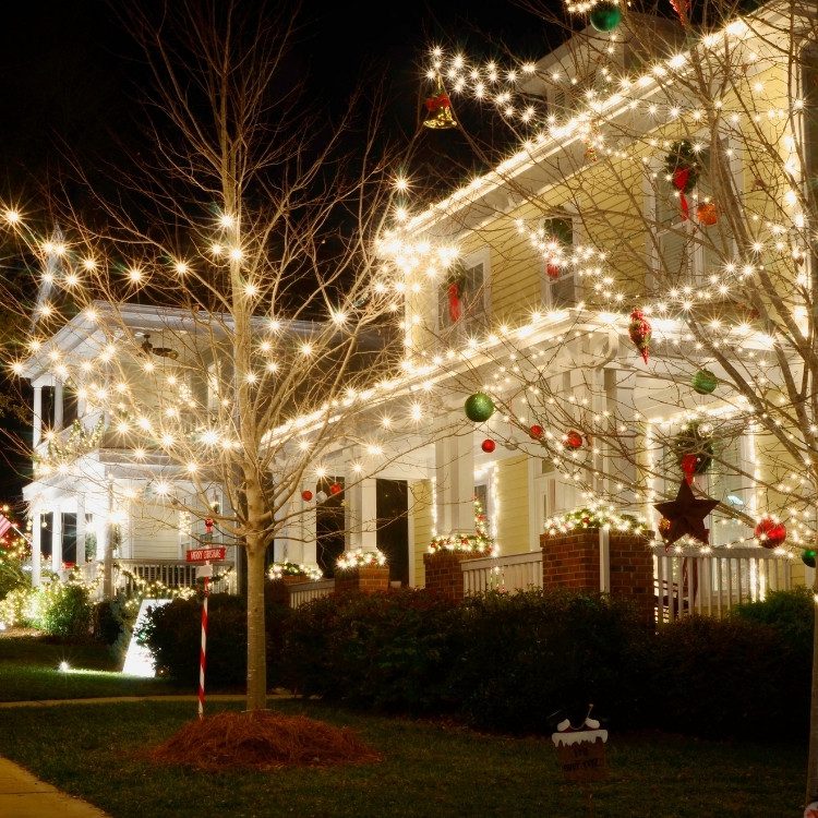 Christmas lighting services in Little Elm, TX Christmas lighting services in Little Elm, TX